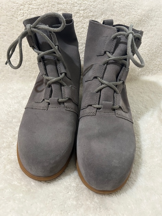 Sorel Shoes - Sorel Grey Suede Lace-Up Ankle Boots